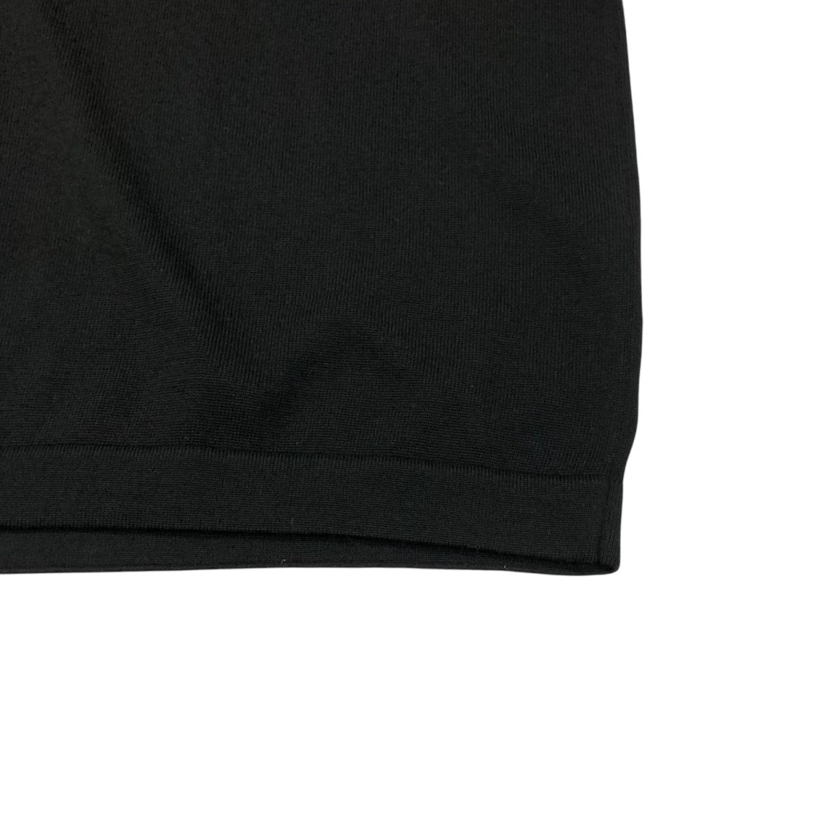 モックネックニットセーター