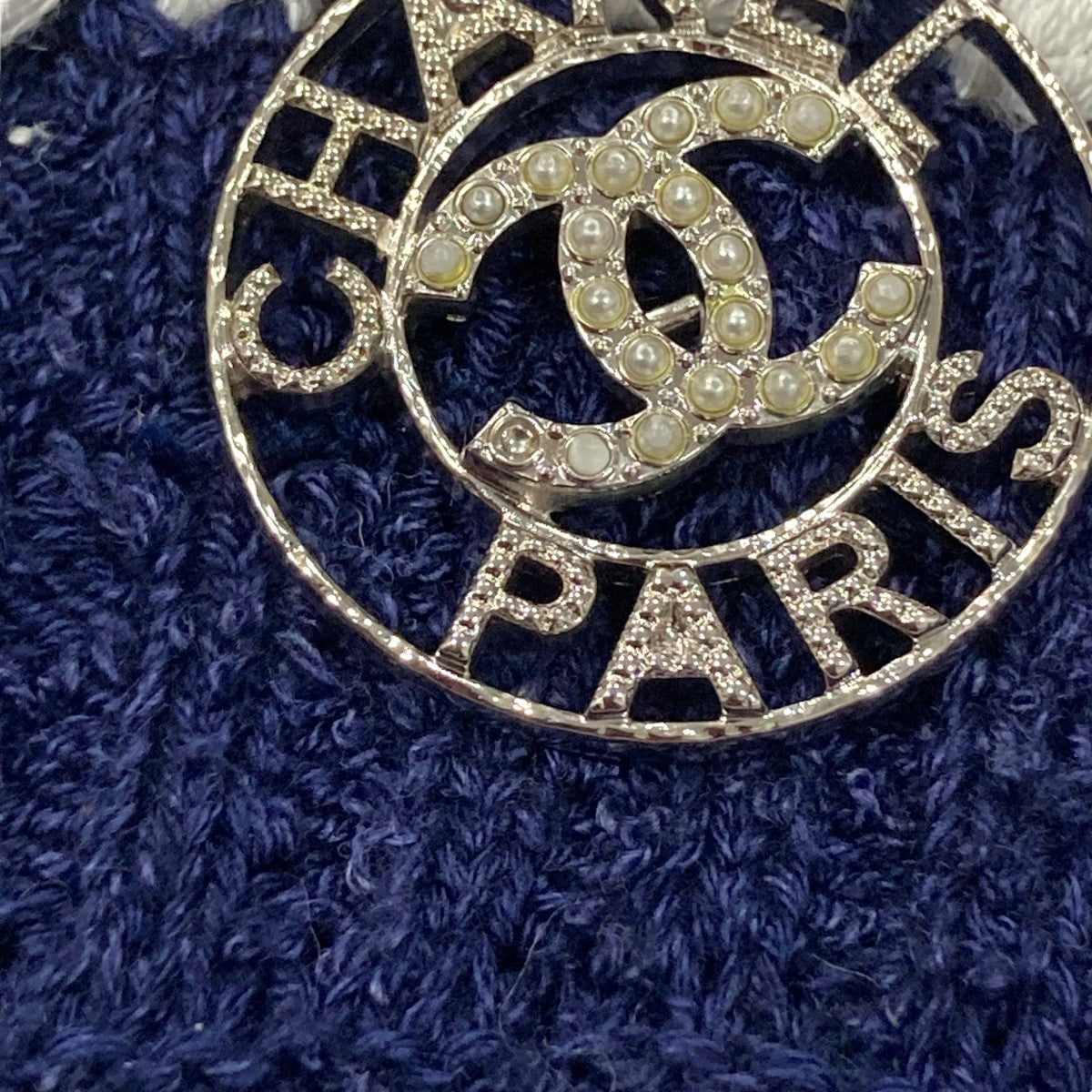 CHANEL(シャネル) ボーダーオフショルダーニットセーター ネイビー