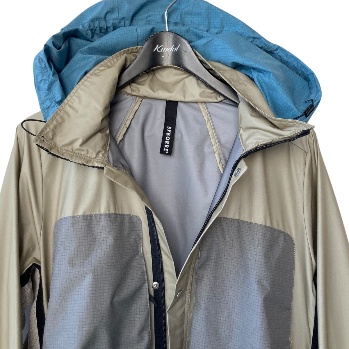 バイボレのGORE-TEX S-Hybrid Hooded Jacket マウンテンパーカー 21-011-610-0007-1-0です。 BYBORRE アウター 古着・中古アイテム