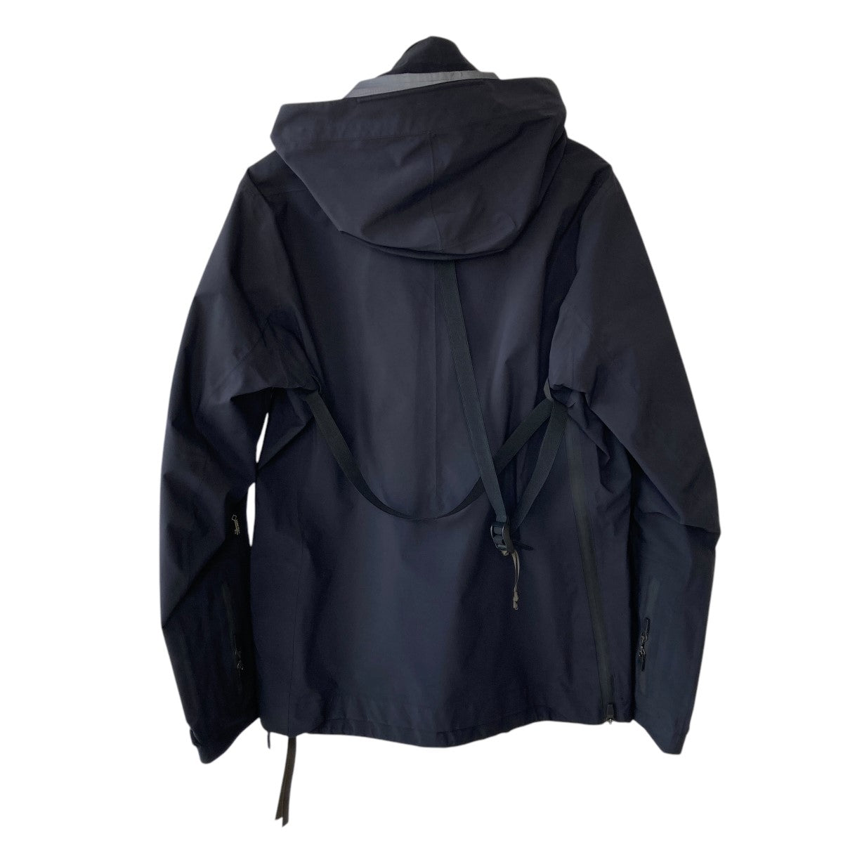 アクロニウムの3L GORE-TEX PRO INTEROPS FIELD JACKET マウンテンパーカー J56-GTです。 ACRONYM 古着・中古 アウター アイテム