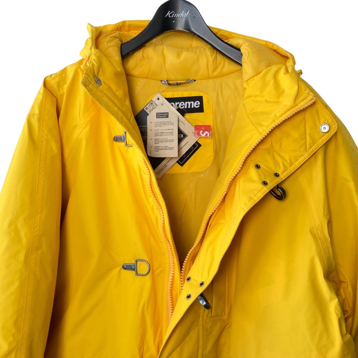Supreme(シュプリーム) ダウンコート イエロー サイズ M｜【公式