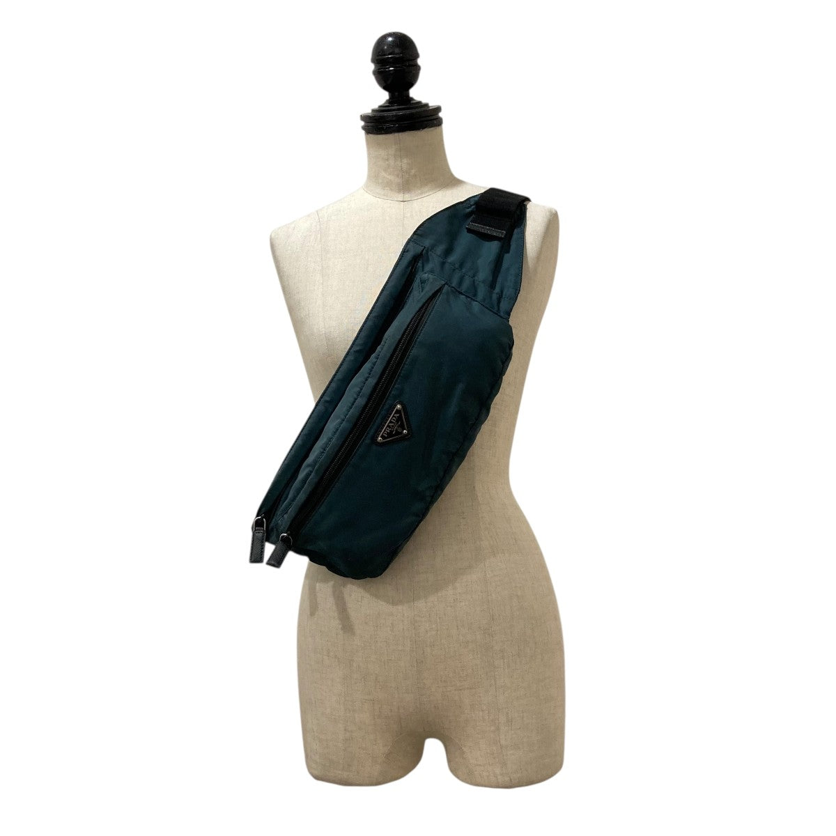 L*R様 プラダ　PRADA ナイロンショルダーバッグ PRADA(プラダ) ナイロンショルダーバッグ2VL132 2VL132 ブルー