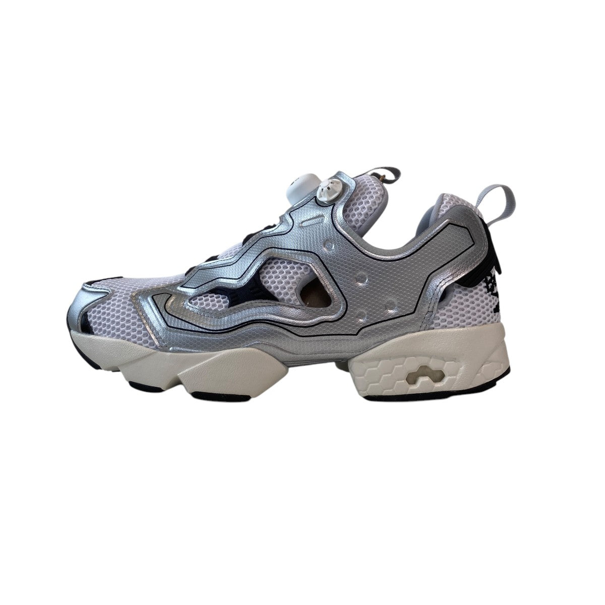 【REEBOK】 X BEAMS Instapump Fury 94 Silver ★ 品切れ注意 Reebok〉×〈BEAMS〉のグローバルプロジェクト｜30周年を迎えた