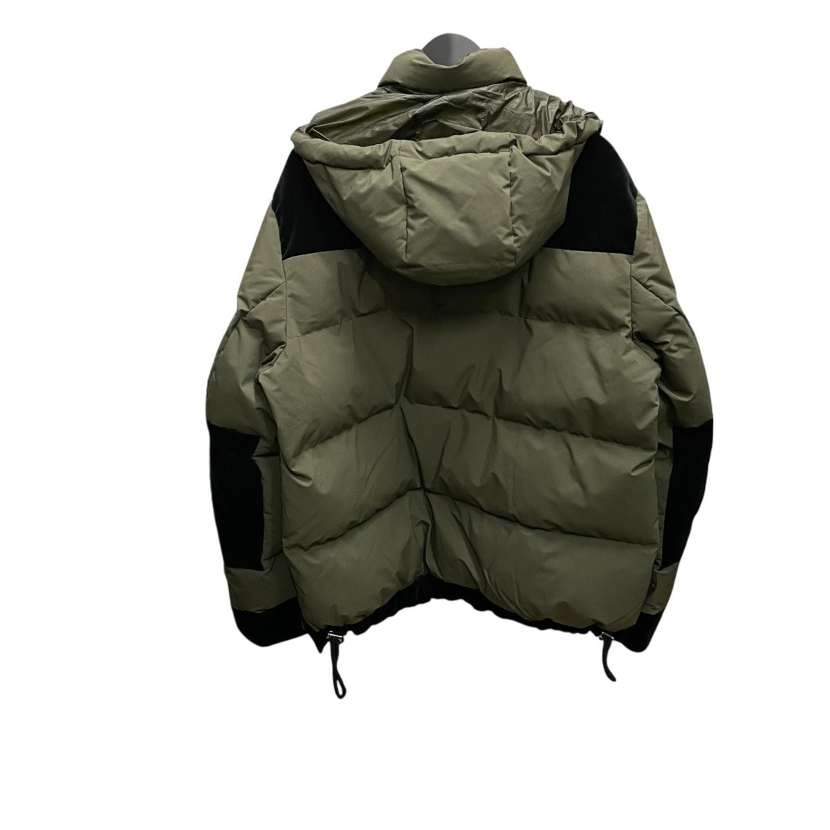 お値下げ中：Sacai サカイ ダウン ジャケット グリーン カーキ サイズ 2 sacai(サカイ) ダウンジャケット カーキ サイズ 2｜【公式