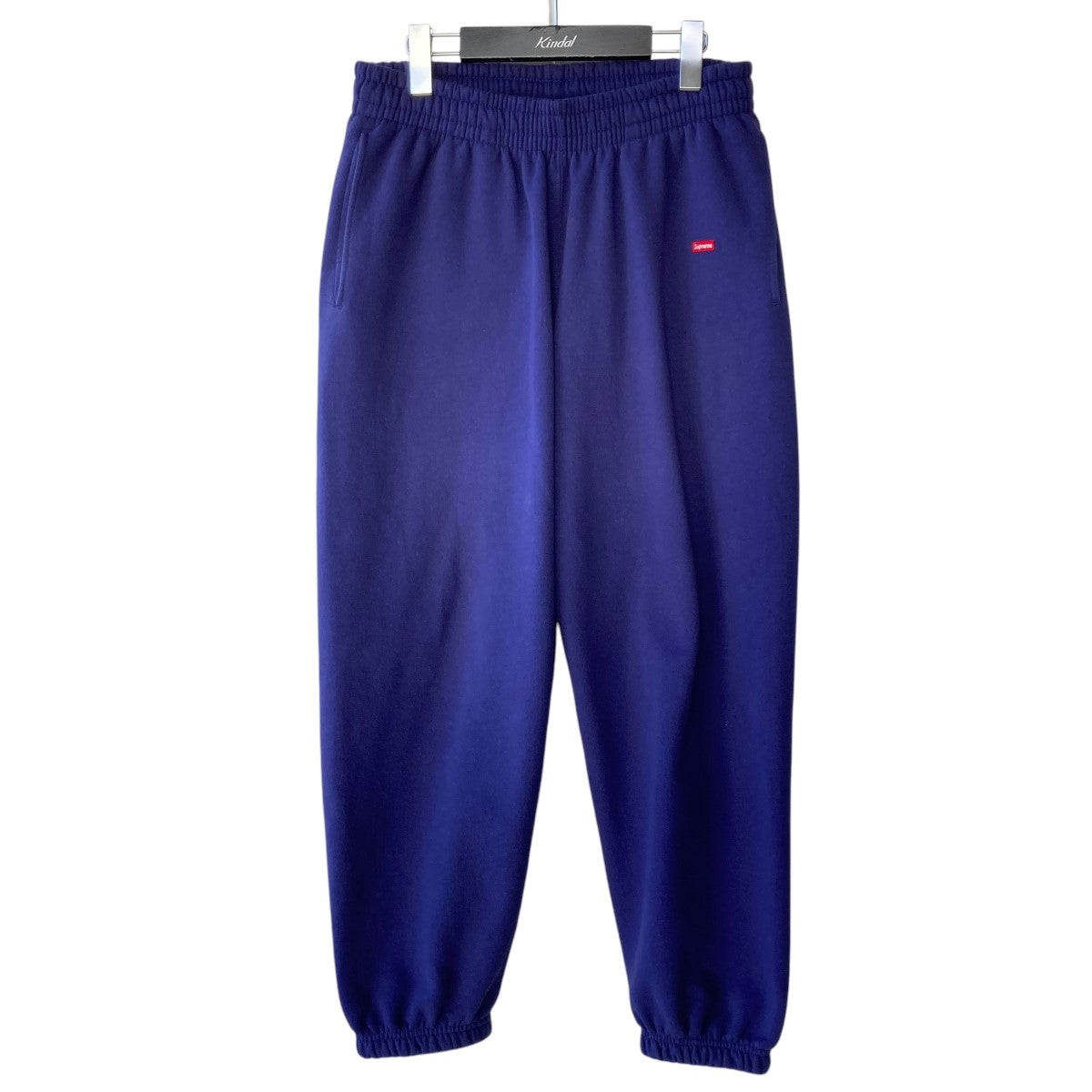 パンツ Supreme Pitbulls Embroidered Sweatpant M Supreme Pitbulls Embroidered Sweatpant (SS25) - $158