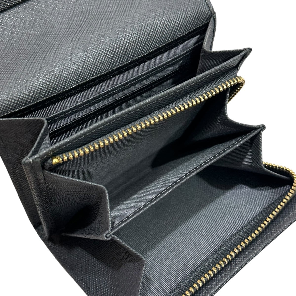 agnes b(アニエスベー) 二つ折り財布LW02M-01 LW02M-01 ブラック