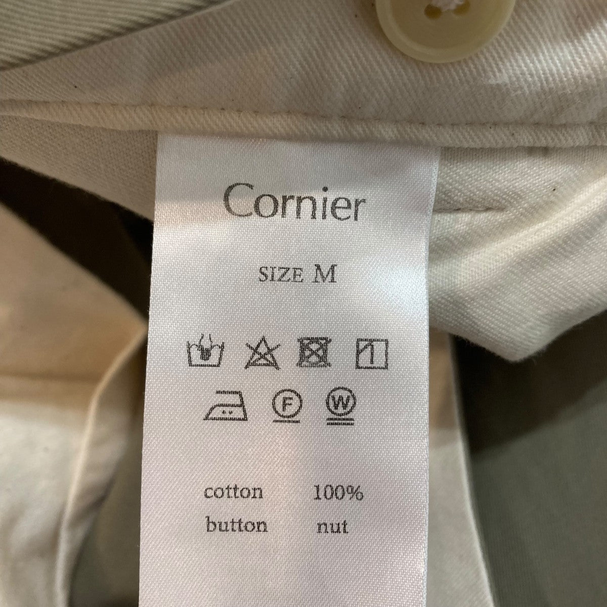 cornier(コルニエ) スラックスパンツ グレージュ サイズ M