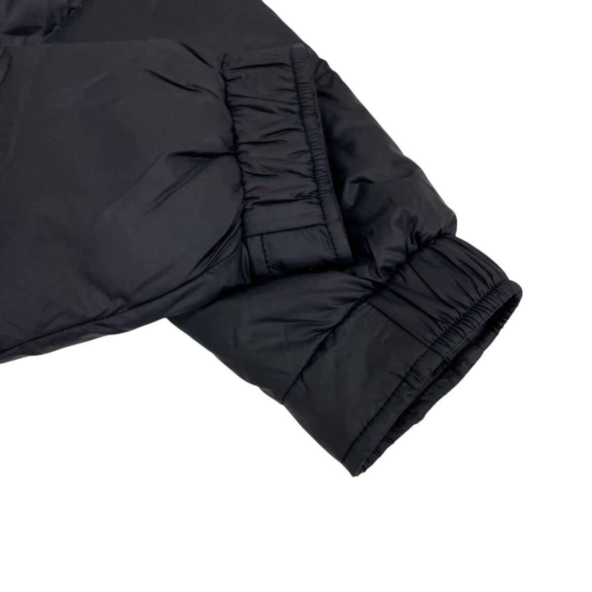 VALENTINO(ヴァレンチノ) ロックスタッズ アンタイトルドダウン