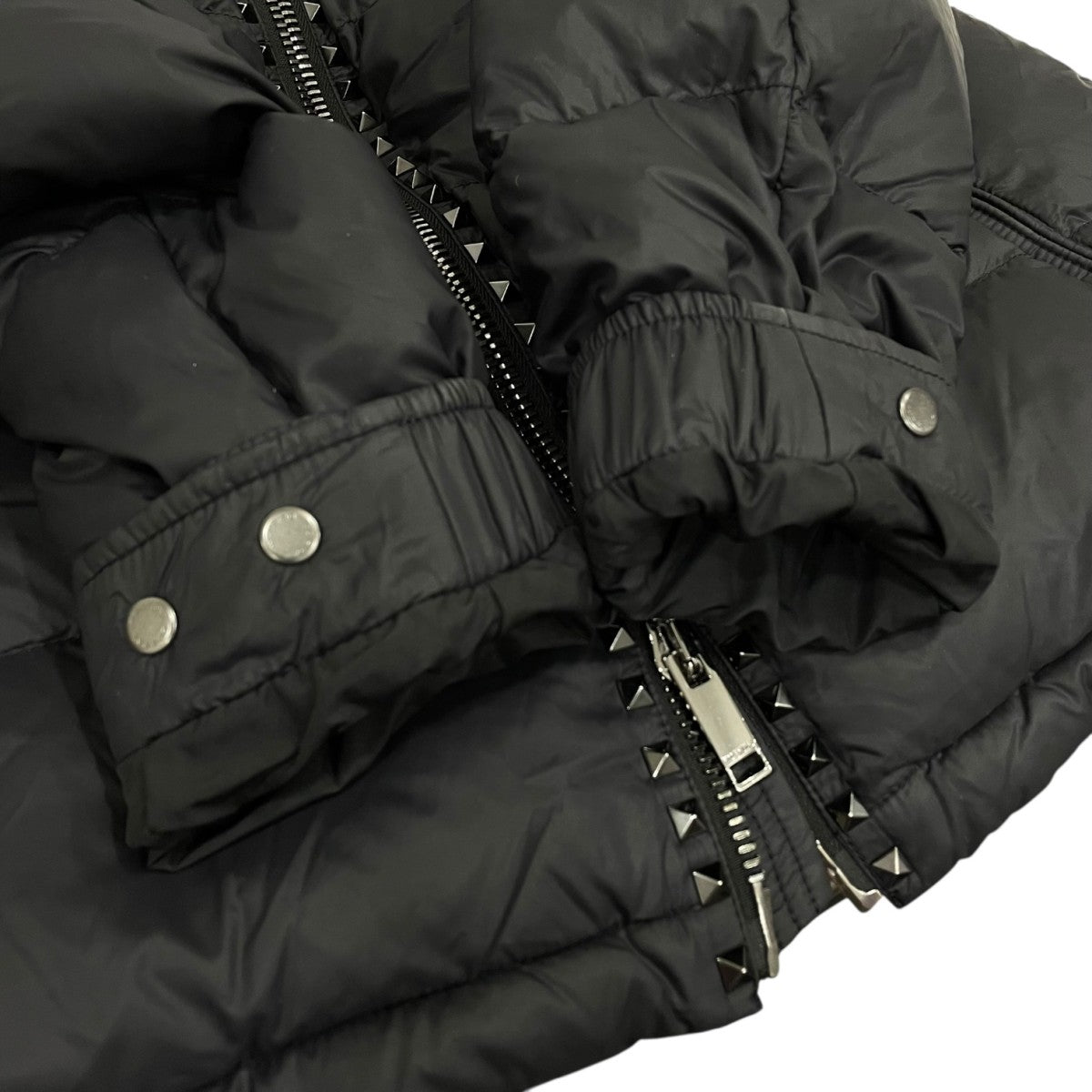 VALENTINO(ヴァレンチノ) ロックスタッズ アンタイトルドダウン