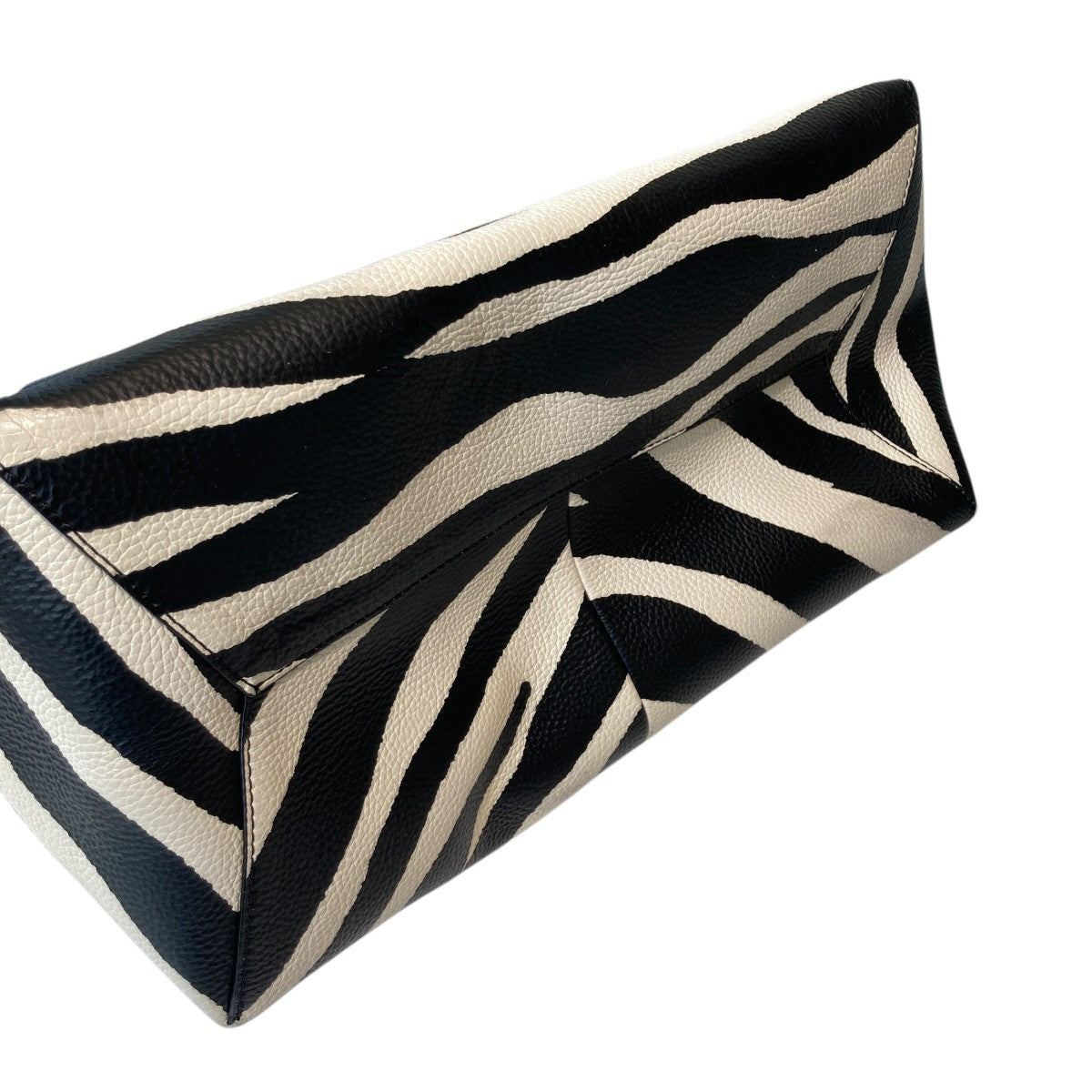 MARC JACOBS(マークジェイコブス) 24AWThe Zebra Leather Sack MARC JACOBS(マークジェイコブス) 24AWThe Zebra Leather Sack