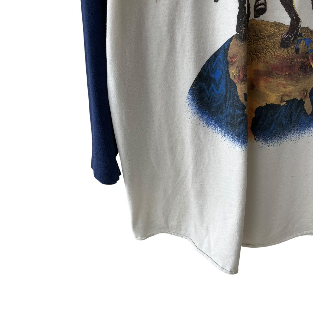 VINTAGE 90sUSA製 ALIVE WORLDWIDE 96-97ロングスリーブTシャツ 古着・中古-4枚目のアイテム画像
