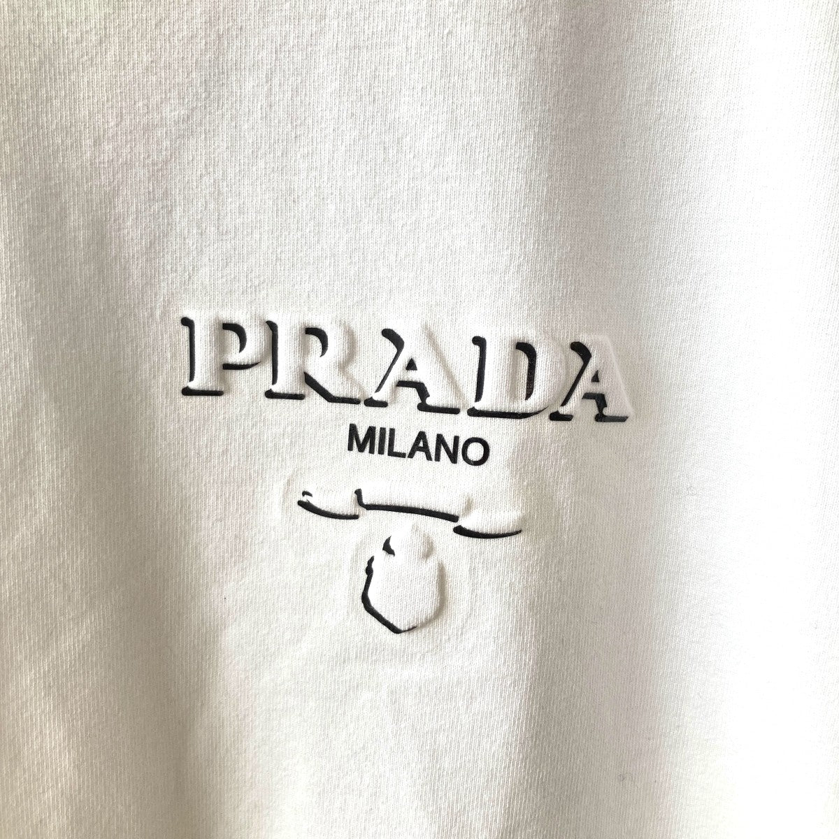 PRADA(プラダ) 24SSロゴエンボス TシャツUJN896 S000 14K7
