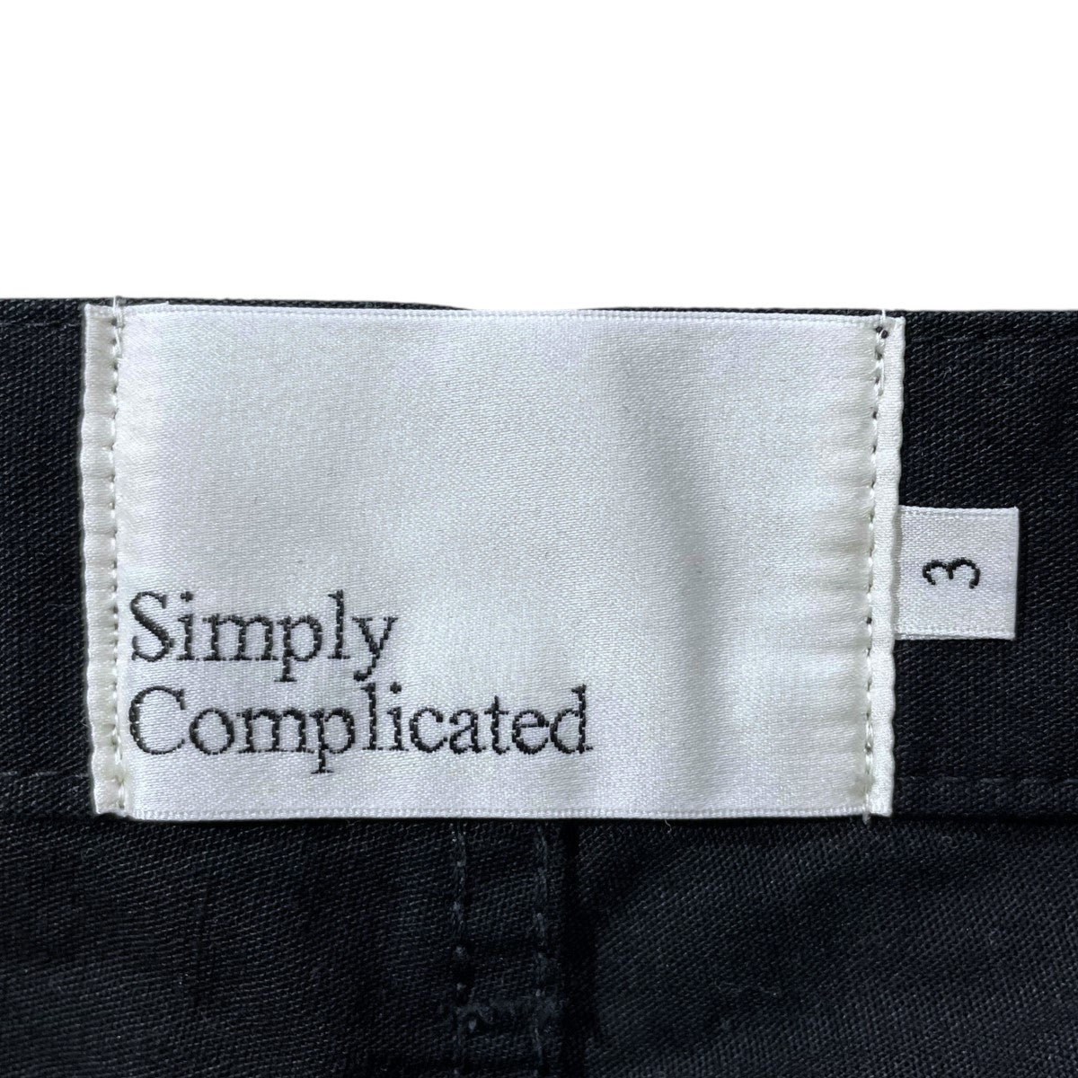 SIMPLY COMPLICATED(シンプリーコンプリケイテッド) ワイドパンツ