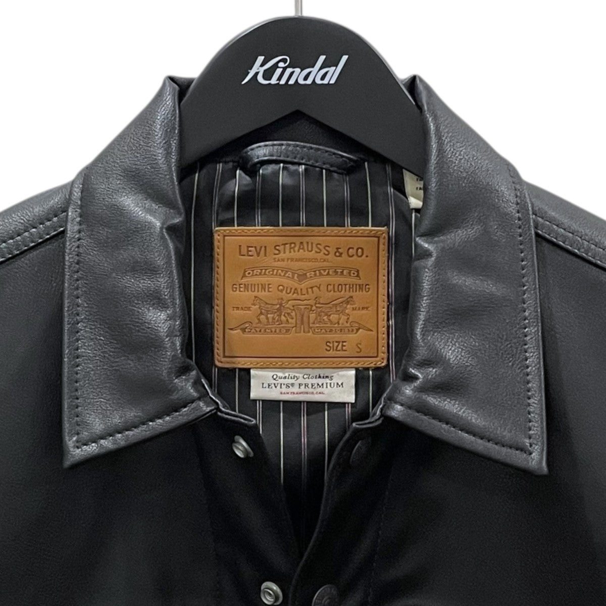 美品✨ リーバイスプレミアム リミテッドレザー トラッカージャケット ブラック 美品✨ リーバイスプレミアム リミテッドレザー トラッカー