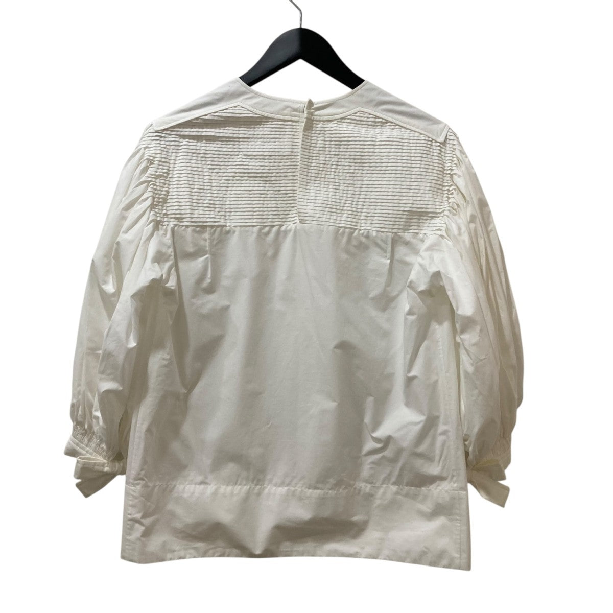ジルサンダー JIL SANDER ギャザーバルーンスリーブ プルオーバーシャツ JSPS560206 ホワイト サイズ：34 JIL SANDER(ジルサンダー) ギャザーバルーンスリーブ プル