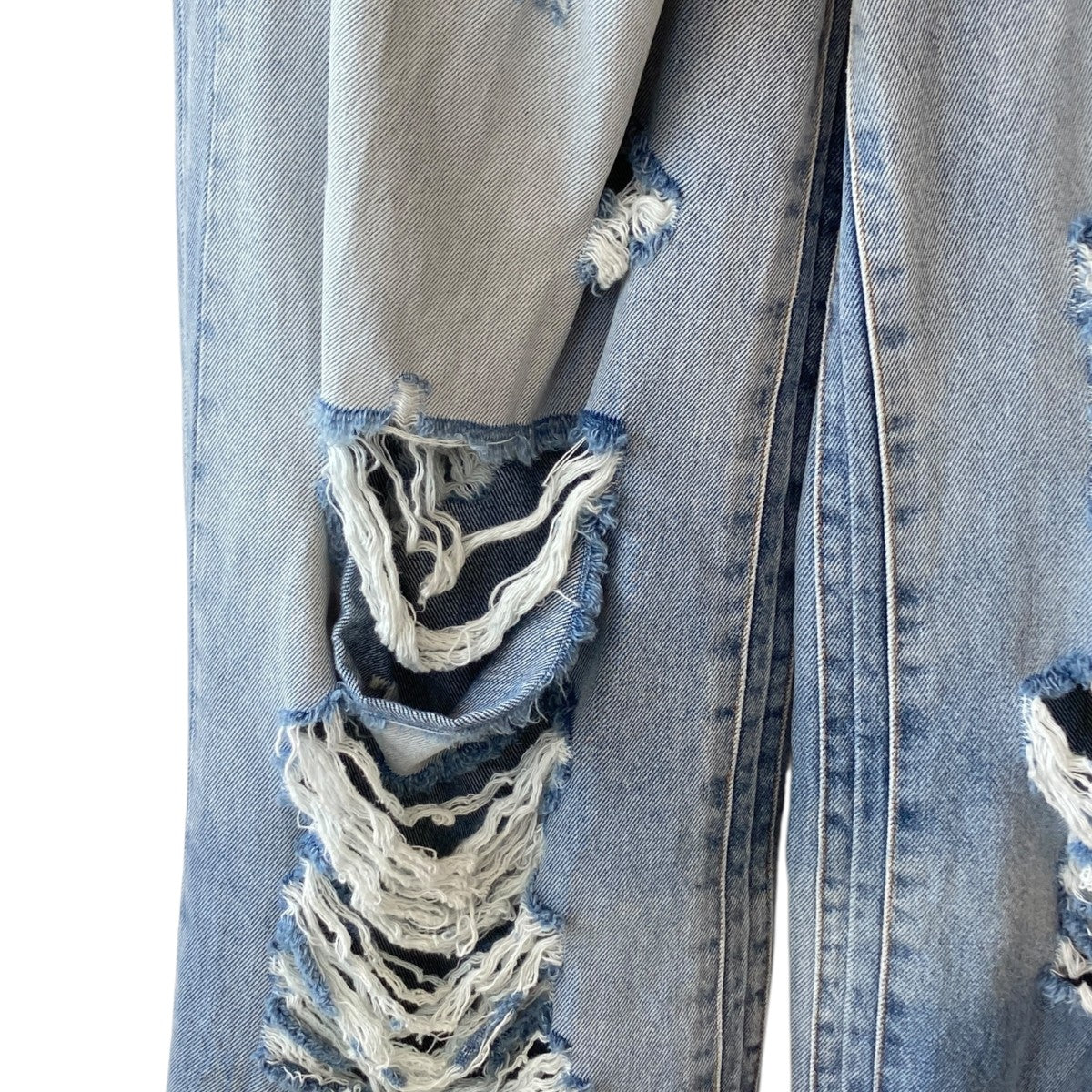 VETEMENTS(ヴェトモン) 23SSDESTROYED BAGGY JEANS デストロイ