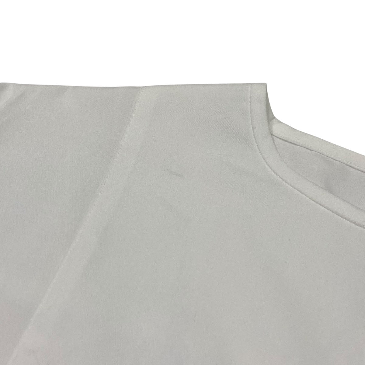 ほぼ新品】OHGA RUFFLE SHOULDER 白ブラウス - メルカリ