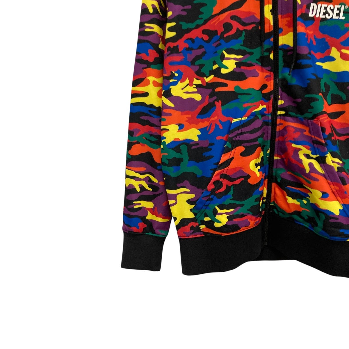 DIESEL ディーゼル マルチカラー 迷彩総柄 フルジップ パーカー DIESEL ディーゼル マルチカラー 迷彩総柄 フルジップ パーカー