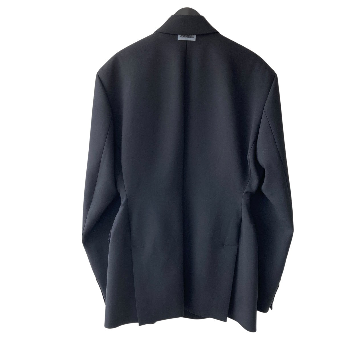 VETEMENTS(ヴェトモン) テーラードジャケットUA53JA150B