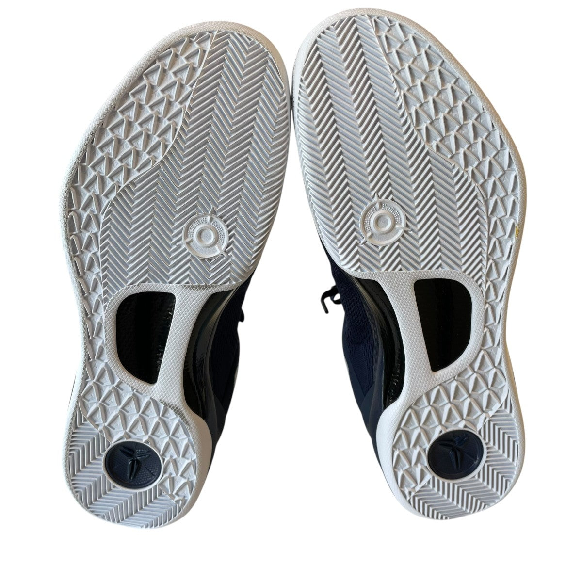 NIKE(ナイキ) Kobe 8 Protro College NavyスニーカーHF9550 400 HF9550