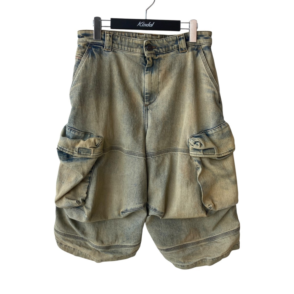 パンツ DIESEL P-Arne-Short-A P-ARNE-SHORT-A Asymmetrical cargo shorts in twill｜ブラック