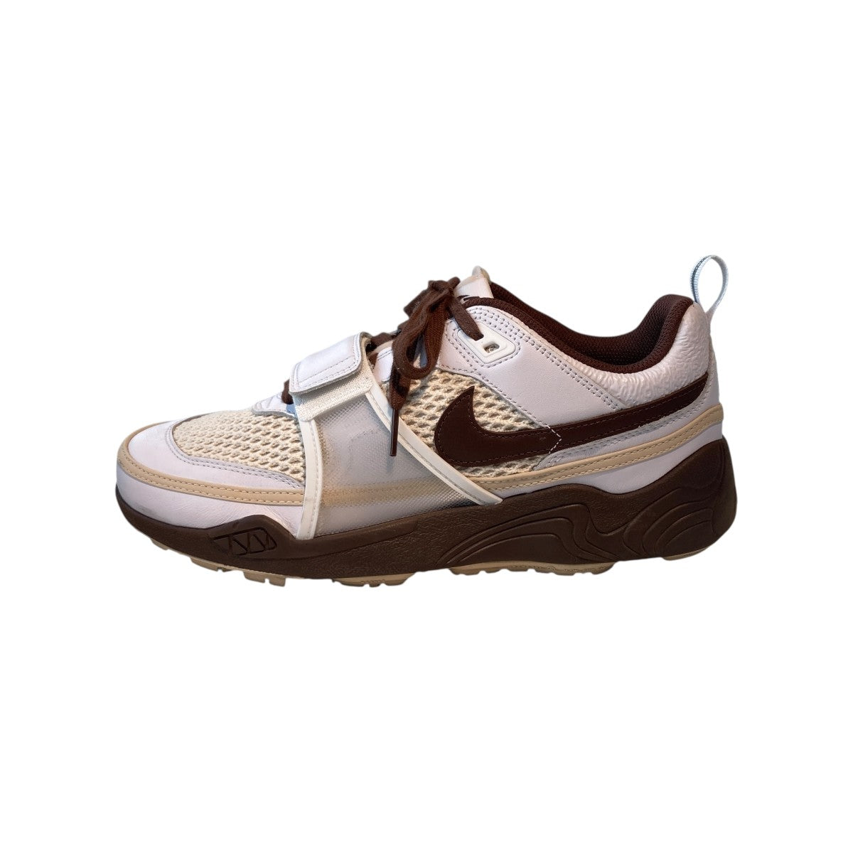 NIKE×TRAVIS SCOTT ZOOM FIELD JAXX WHITE AND LIGHT CHOCOLATE
