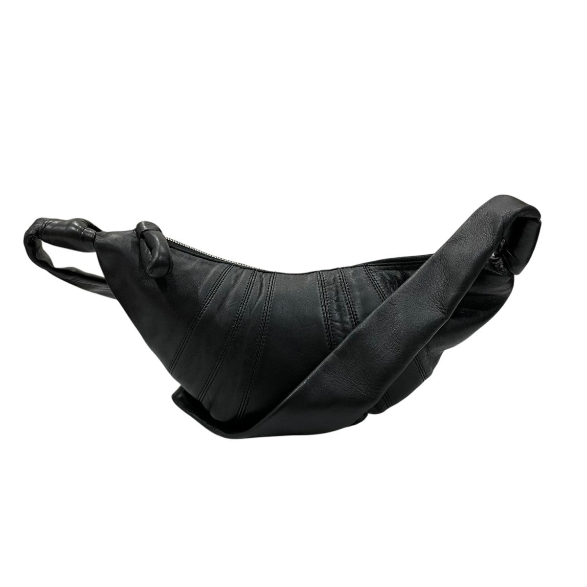 Lemaire ルメール　クロワッサン　レザーショルダーバッグ LEMAIRE - 【残りわずか】Medium Croissant Bag(NAPPA LEATHER