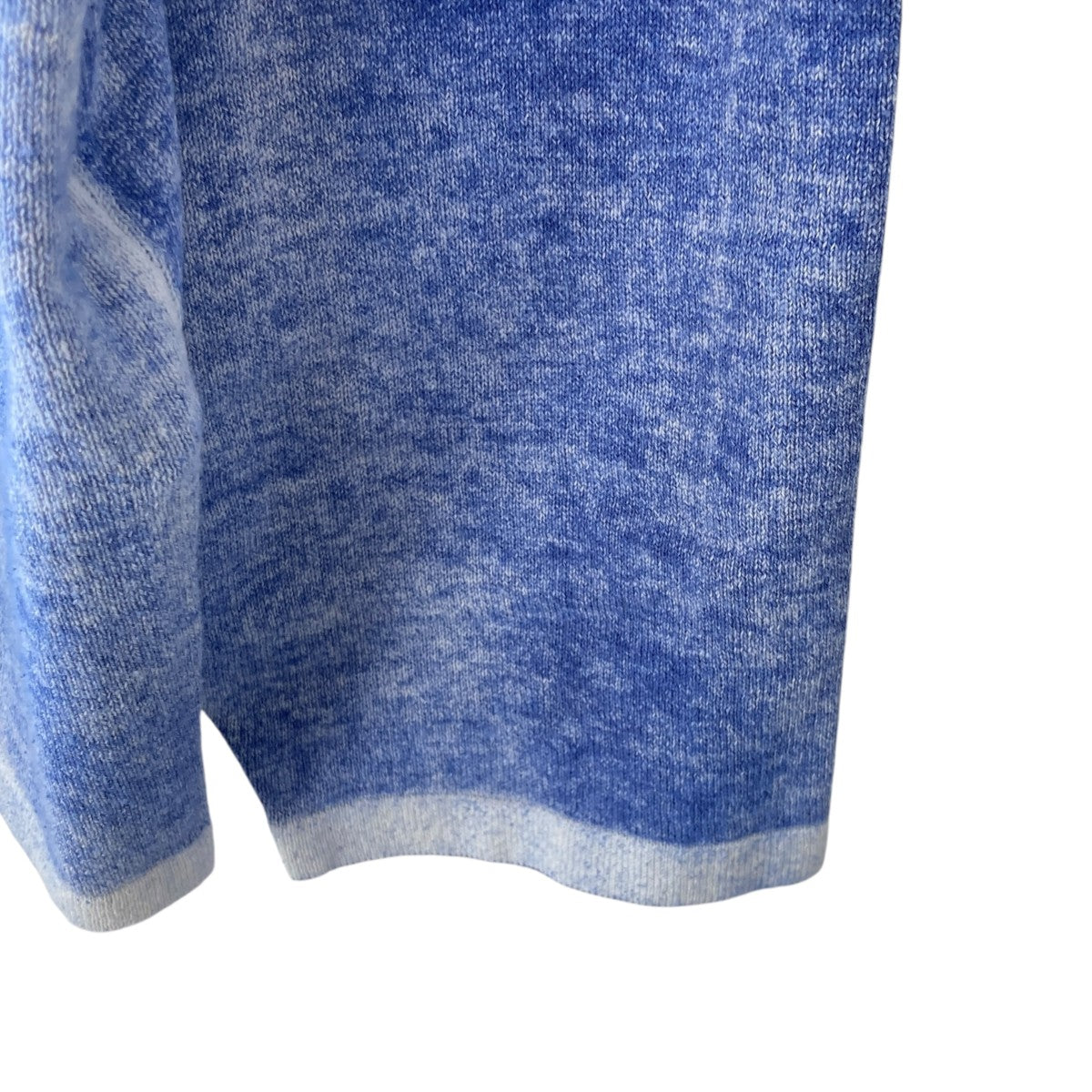 STONE ISLAND(ストーンアイランド) Raw Hand Sprayed crewneckニット