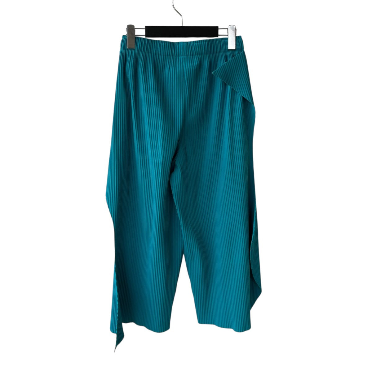 me ISSEY MIYAKE 25AWFINE KNIT PLEATS BOTTOM 1パンツMI54KF507 古着・中古-2枚目のアイテム画像
