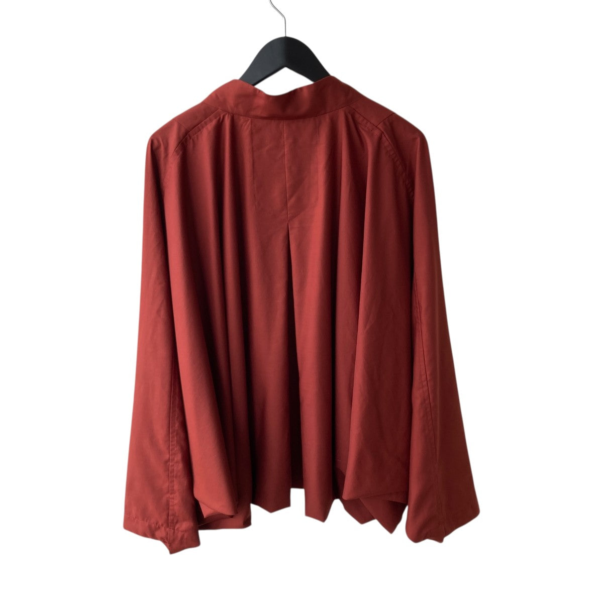 ISSEY MIYAKE(イッセイミヤケ) SWINGポンチョLA51FU035 LA51FU035