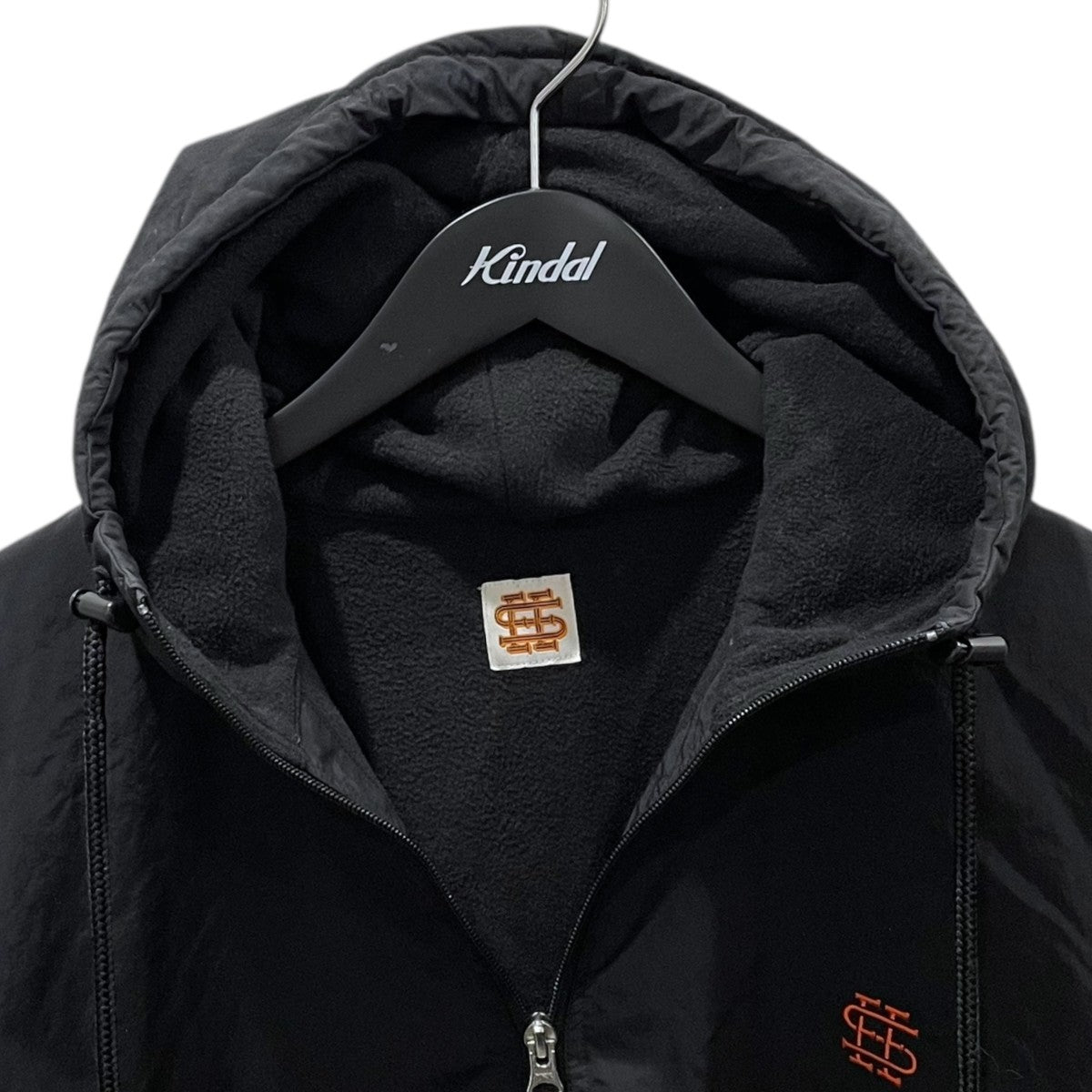 SEESEE(シーシー) ジップアップフーデッドナイロンジャケット ブラック