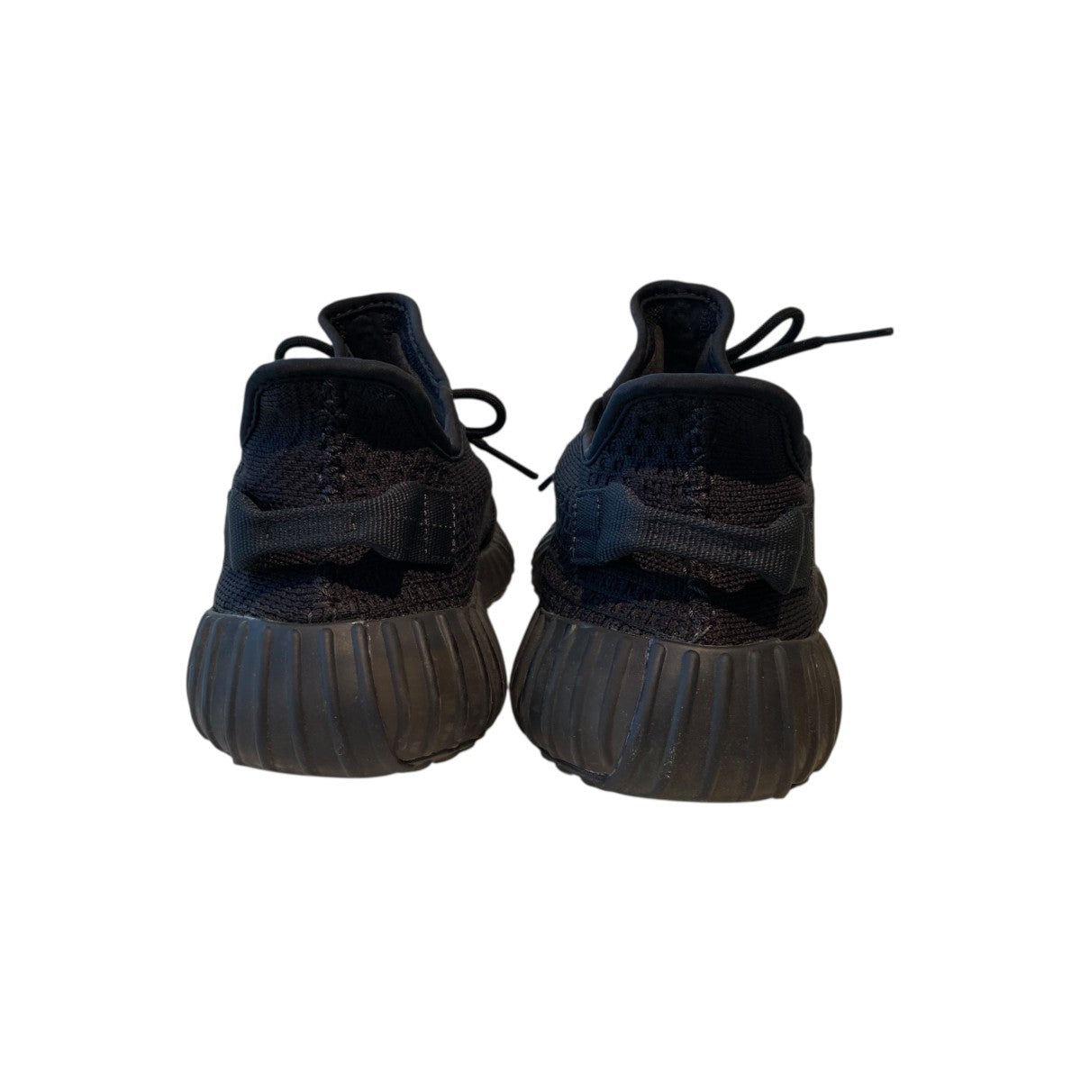 YEEZY Boost 350 V2 OnyxスニーカーHQ4540
