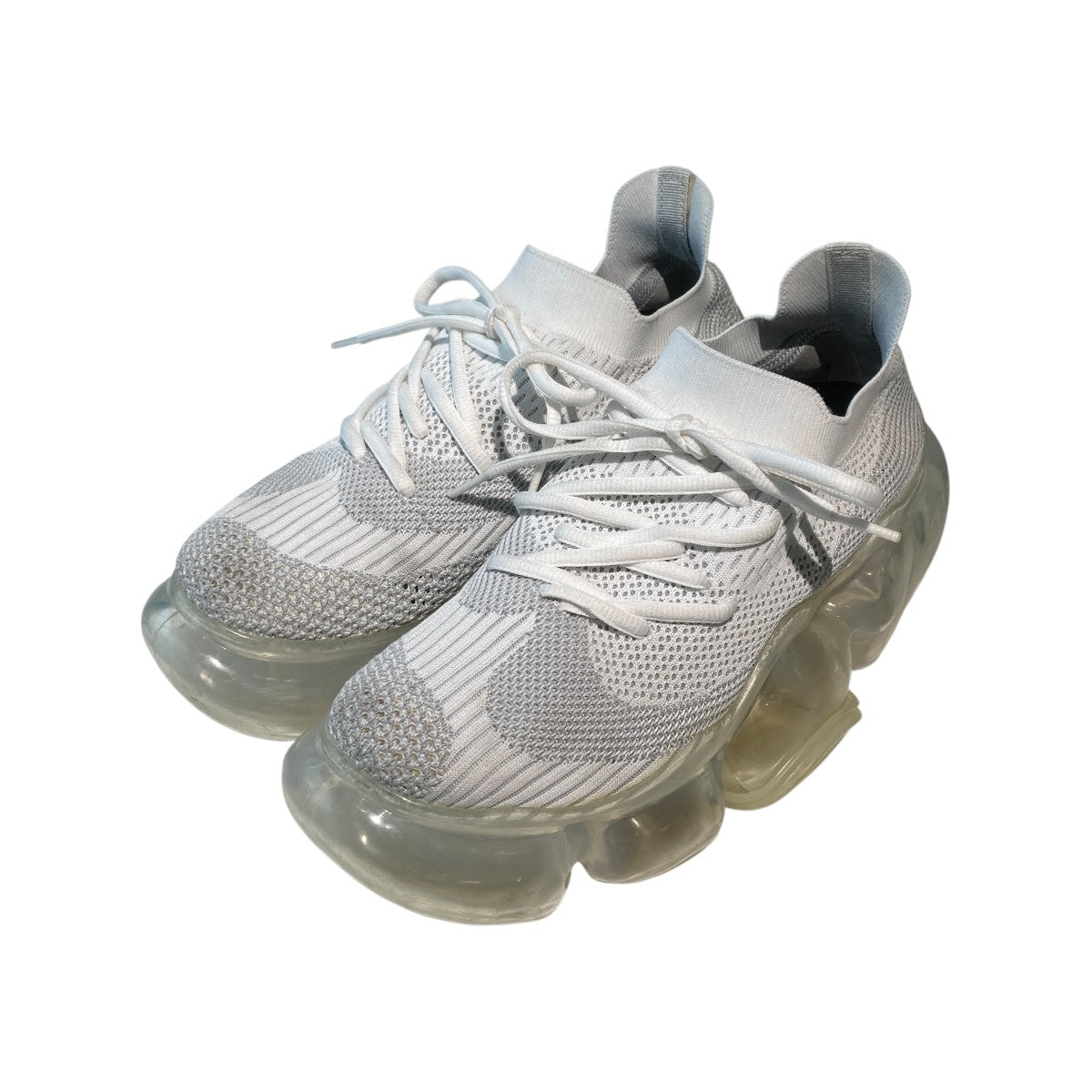 MOOPIE WHITEスニーカー