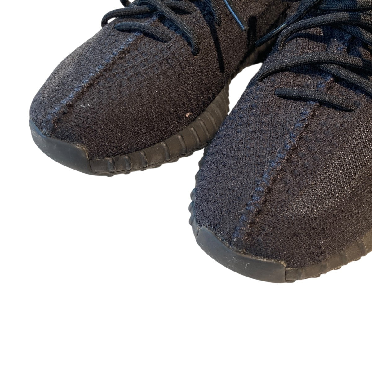 YEEZY Boost 350V2 OnyxスニーカーHQ4540