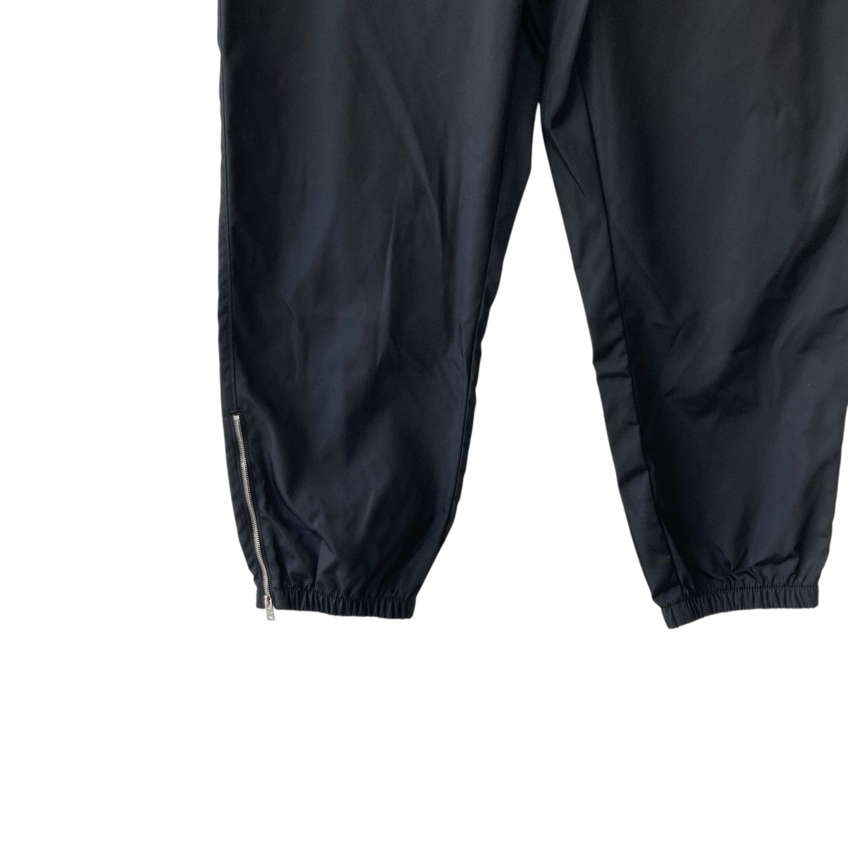 PRADA(プラダ) RE-NYLON PANTS GABARDINE TROUSERSナイロンパンツ