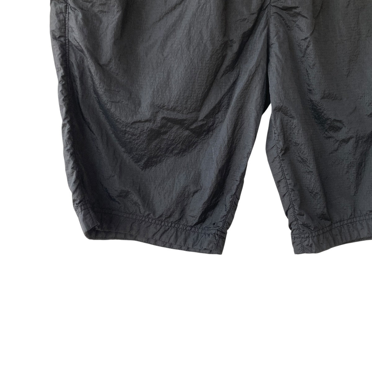 STONE ISLAND Bermuda Nylon Metal Shortショートパンツ721566736 古着・中古-4枚目のアイテム画像