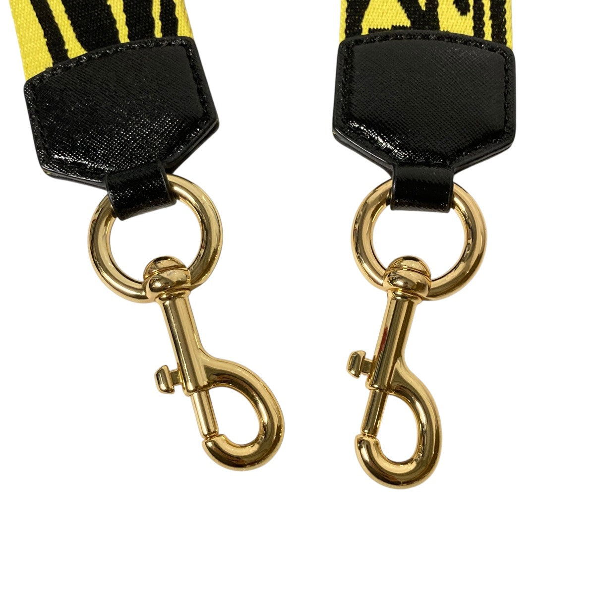 MARC JACOBS 総柄ショルダーストラップ 古着・中古-3枚目のアイテム画像