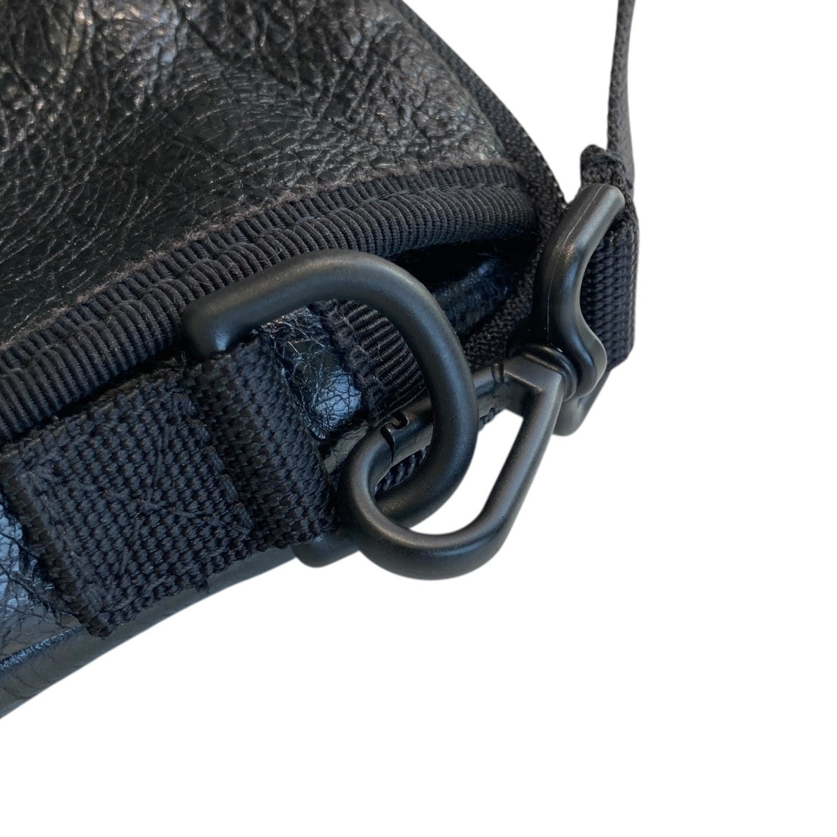 BALENCIAGA(バレンシアガ) EXPLORERショルダーバッグ593329 593329