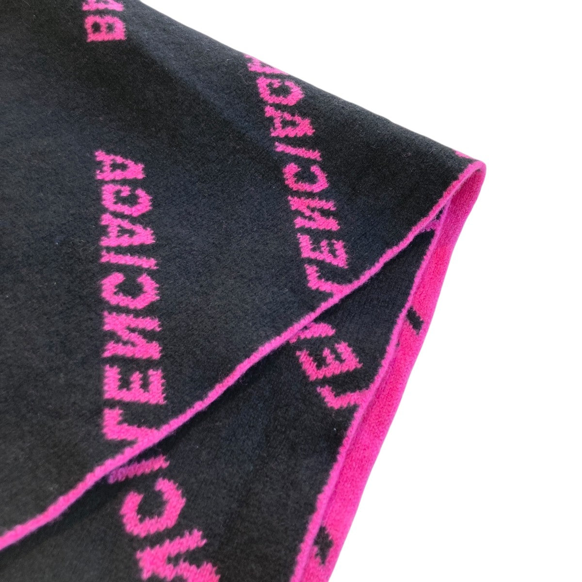 BALENCIAGA(バレンシアガ) ロゴマフラー555281 T1473 555281 T1473