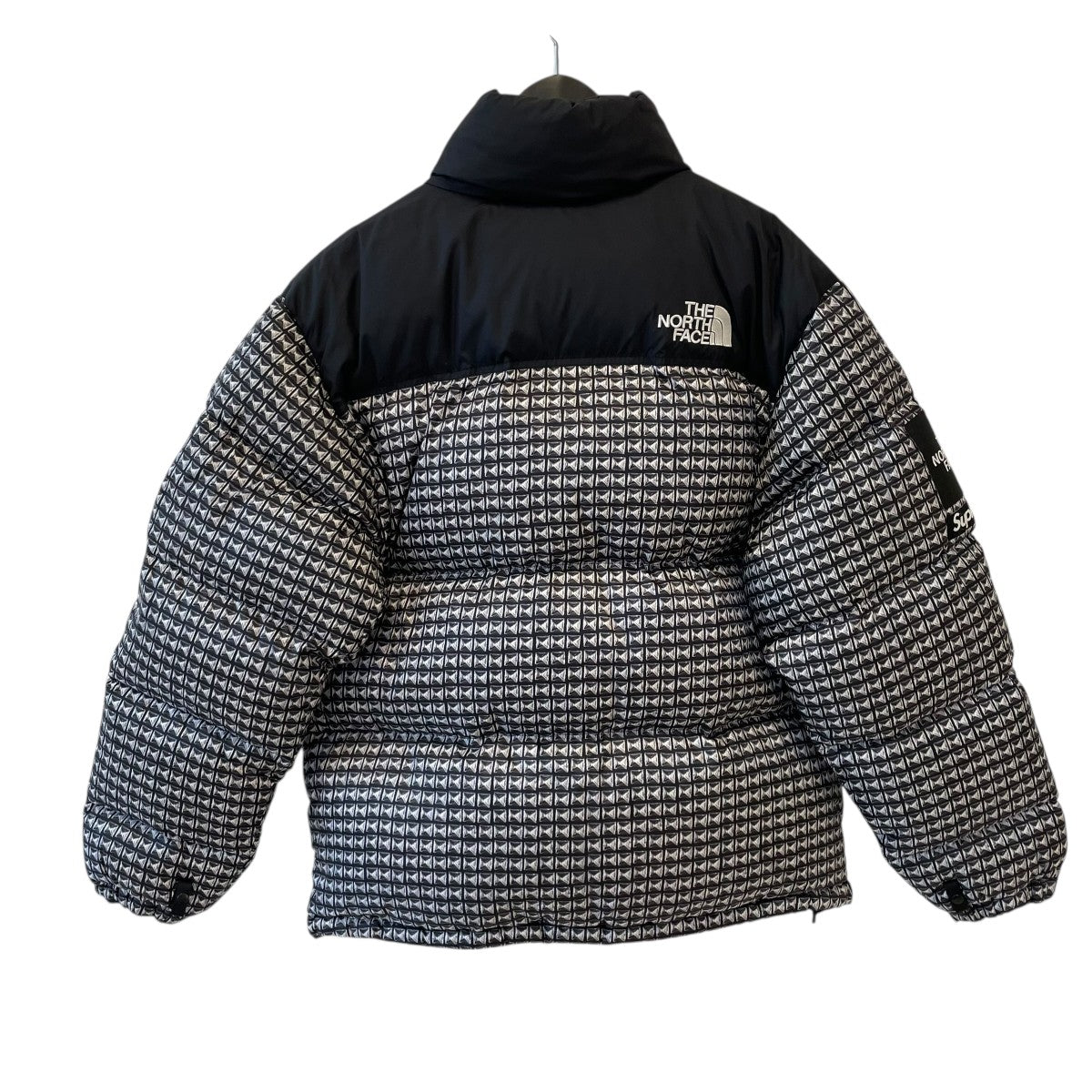 21SSStudded Nuptse JacketダウンジャケットND42100I