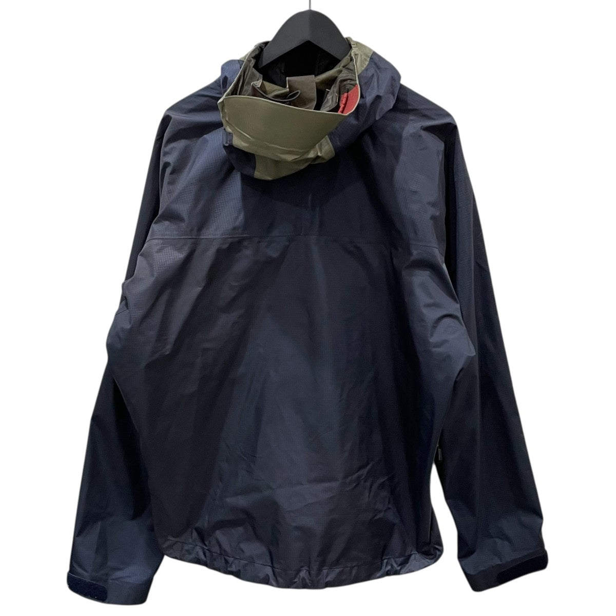 ARC’TERYX 90s マウンテンパーカー Beta LT Jacket ベータLTジャケット カナダ製 古着・中古-2枚目のアイテム画像