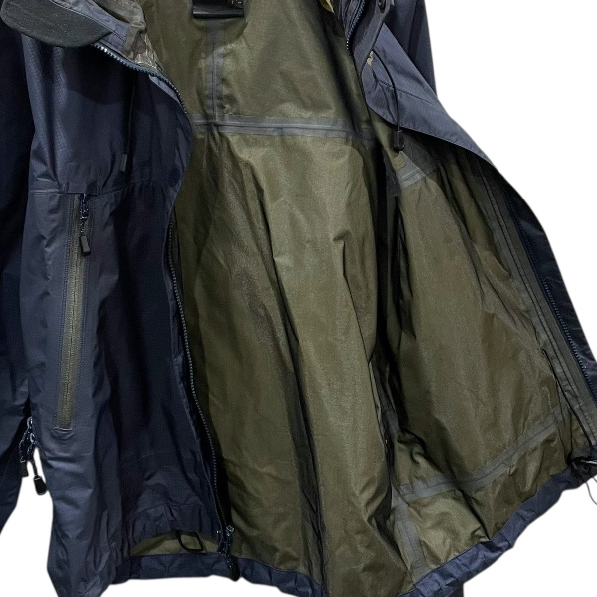 ARC’TERYX 90s マウンテンパーカー Beta LT Jacket ベータLTジャケット カナダ製 古着・中古-4枚目のアイテム画像