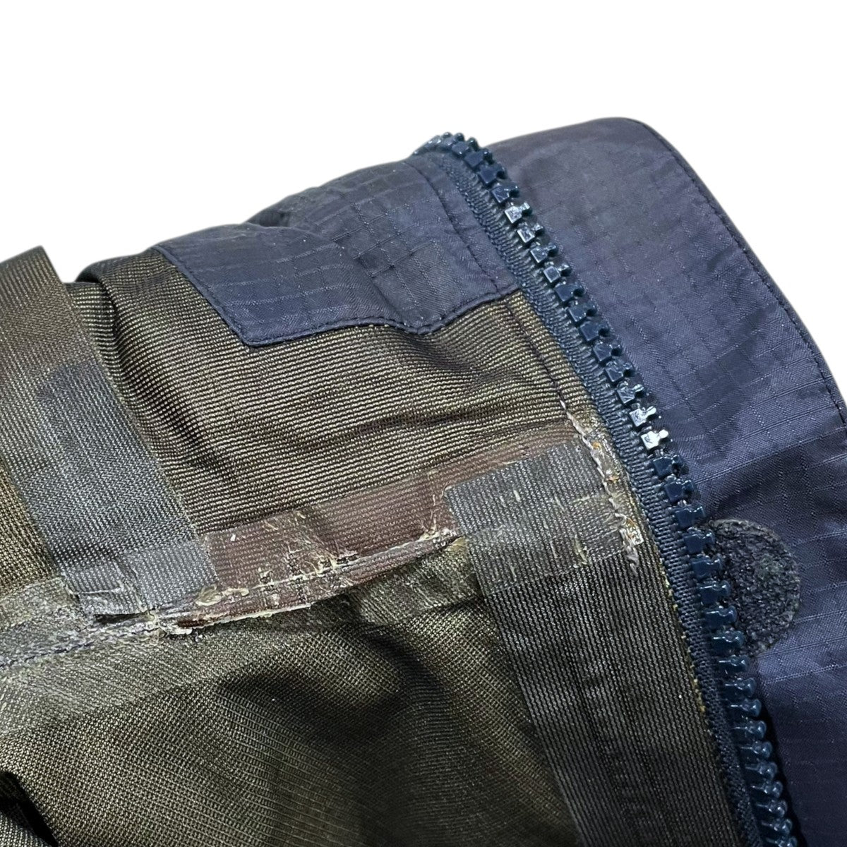 ARC’TERYX 90s マウンテンパーカー Beta LT Jacket ベータLTジャケット カナダ製 古着・中古-7枚目のアイテム画像