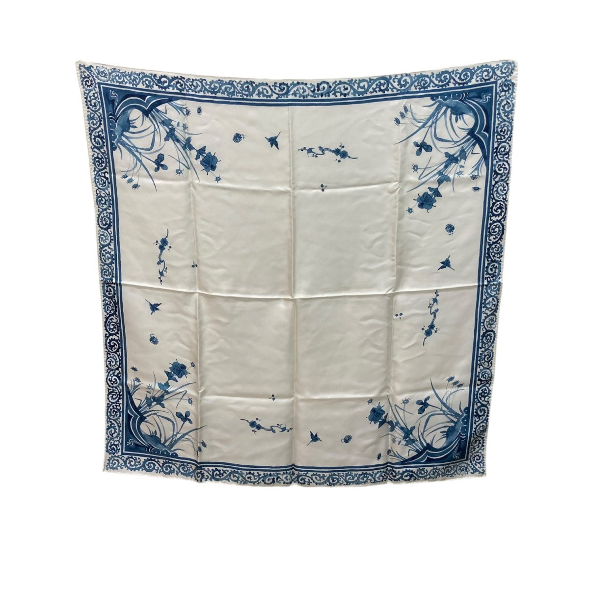 mame kurogouchi(マメクロゴウチ) Hand Printed Silk Scarf - blue