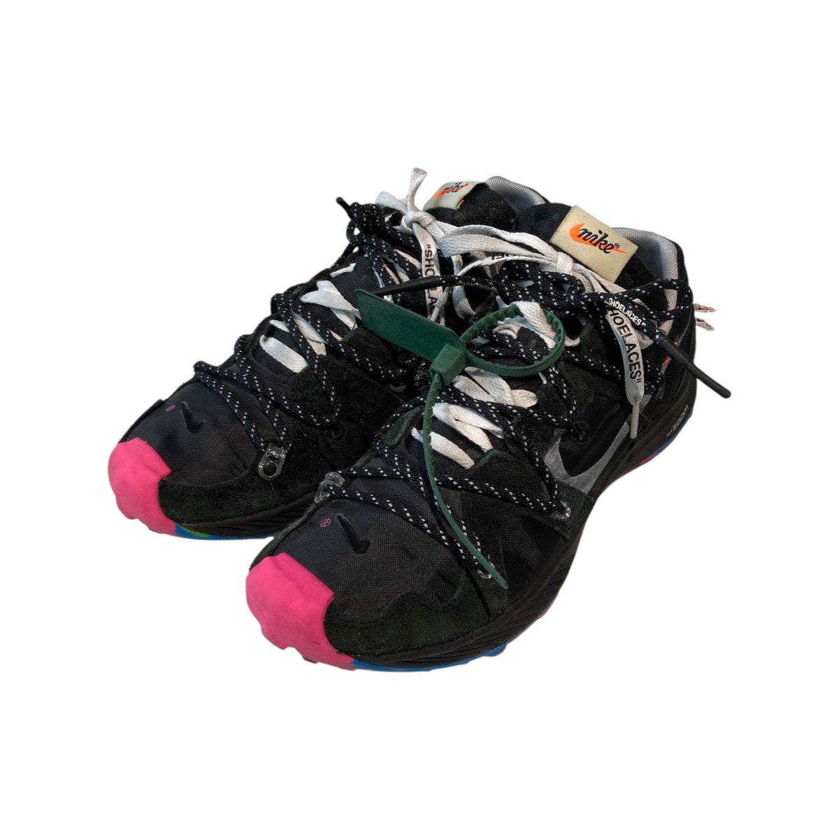 NIKE×OFFWHITE Zoom Terra Kiger 5スニーカーCD8179-001 古着・中古-1枚目のアイテム画像
