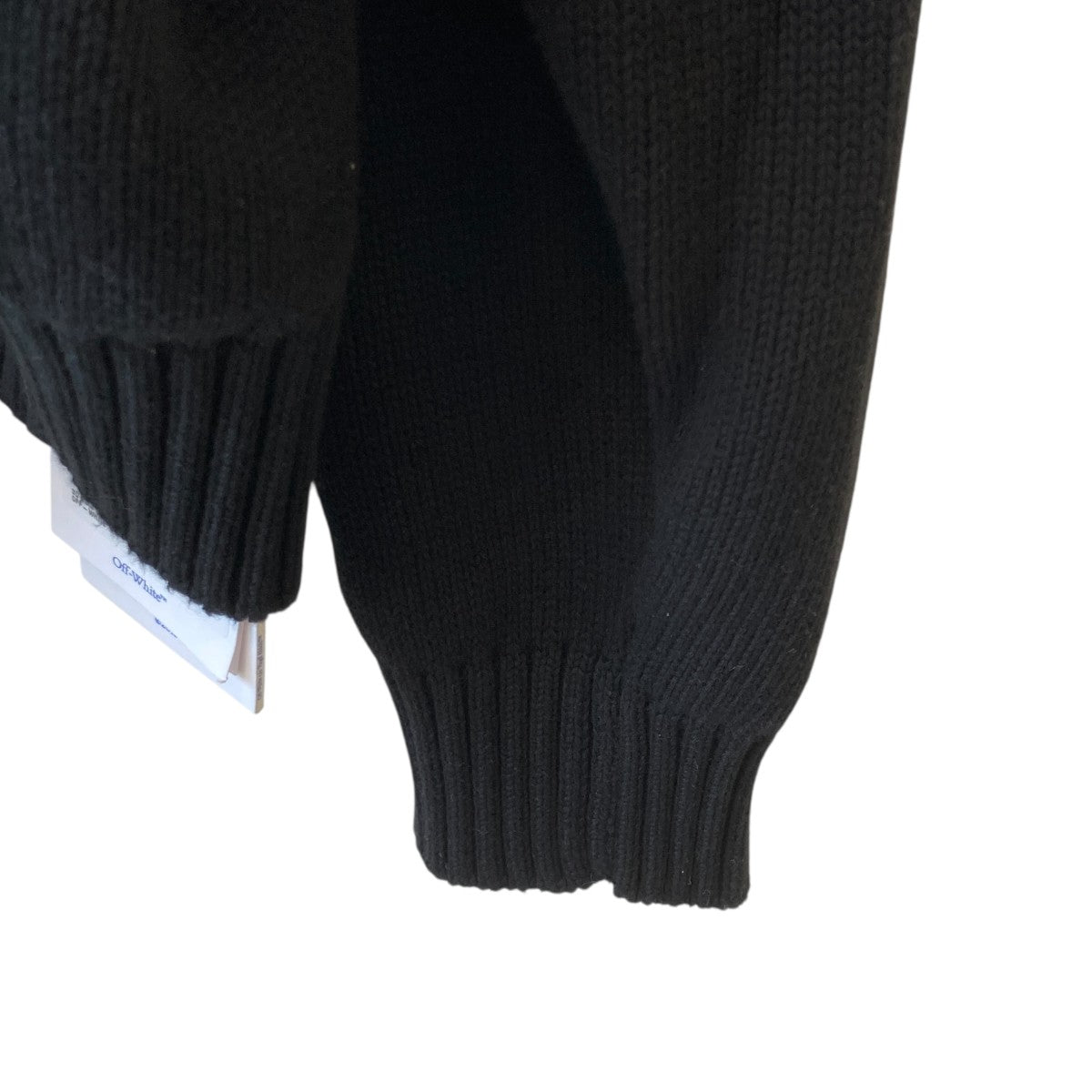 OFFWHITE 24AWニットセーターOMHE151C99KNI001 古着・中古-4枚目のアイテム画像