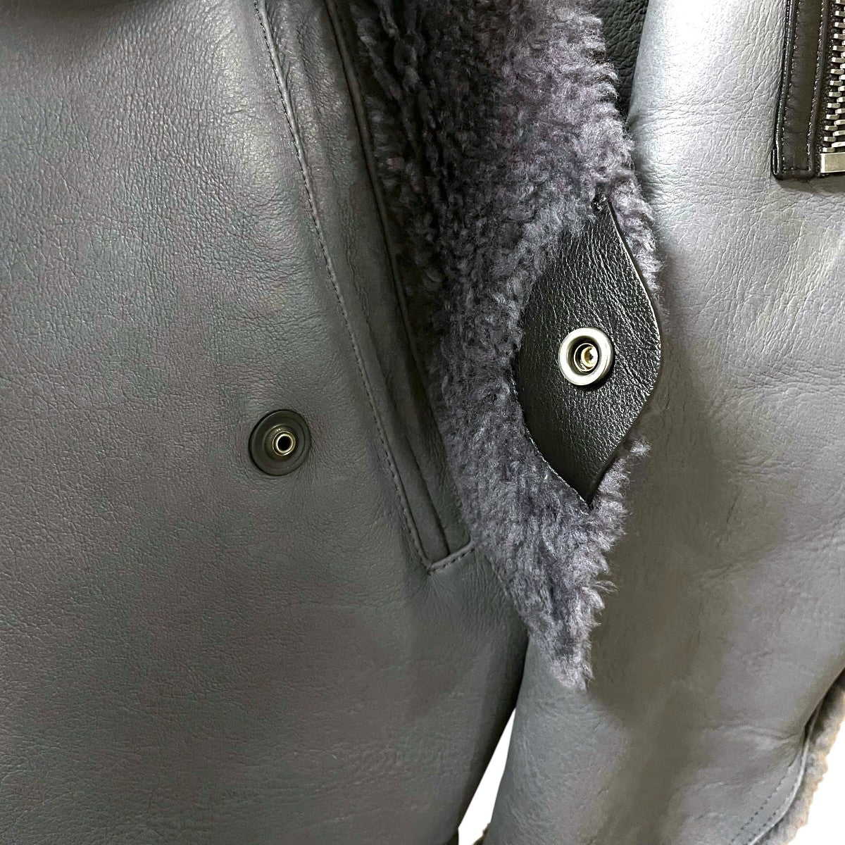 SHEARLING SNAP FRONT JACKETムートンジャケット