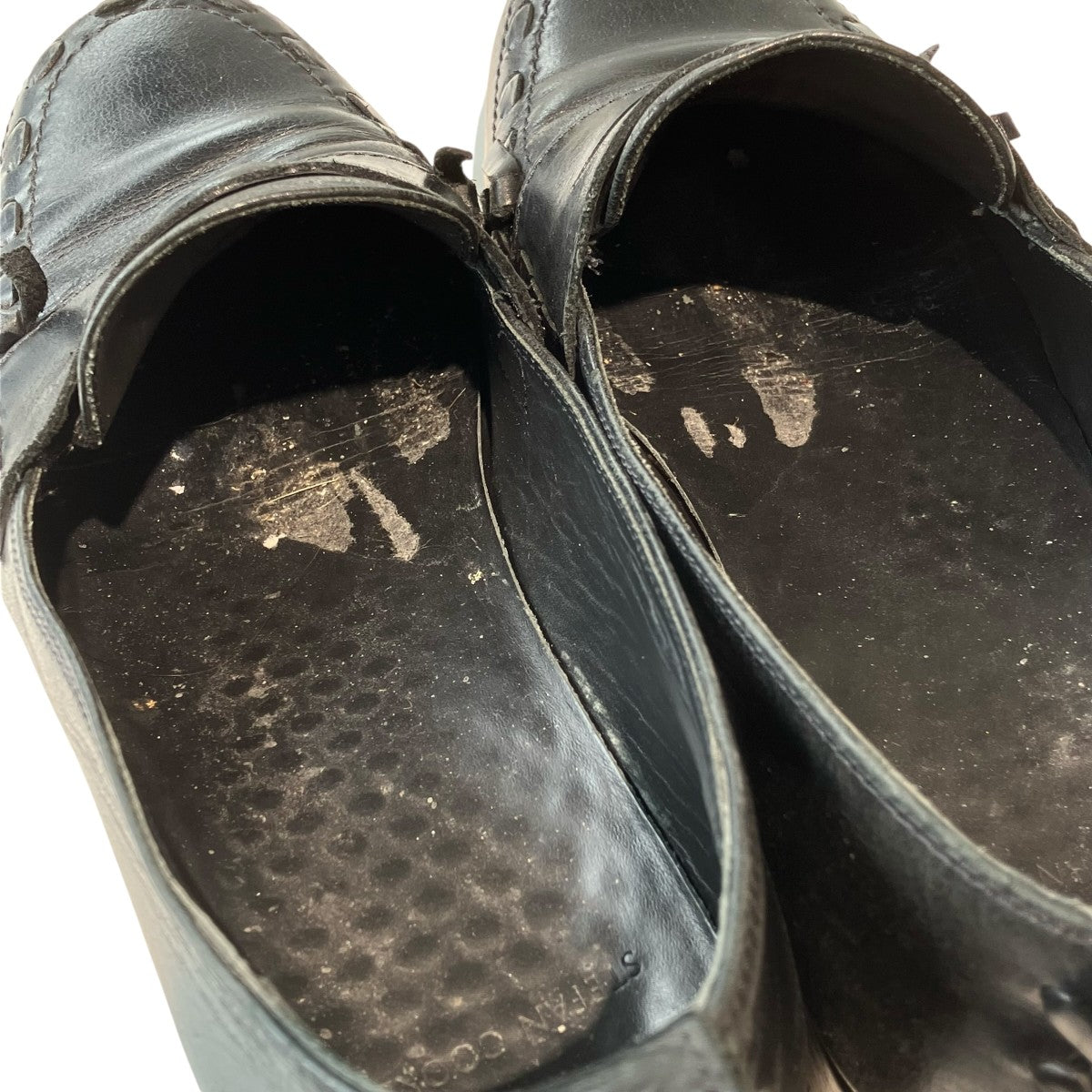 Black Polished Button Loafersローファー
