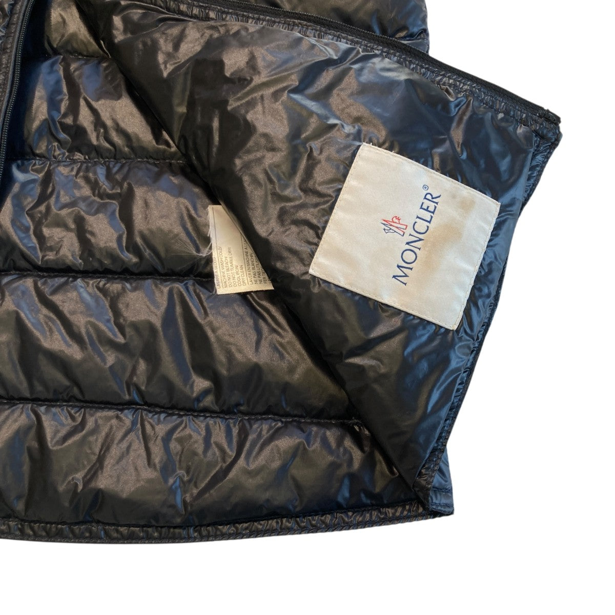 MONCLER ダウンベスト131-052-PSF35-01 古着・中古-5枚目のアイテム画像