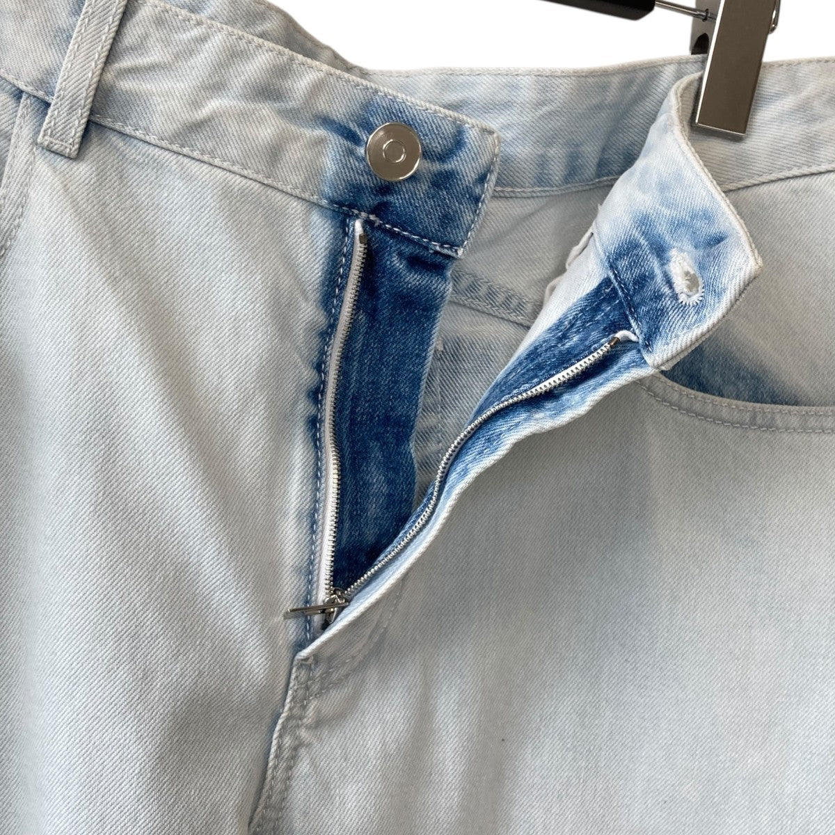 ALAIA Low Waist Round JeansデニムパンツAA9P1216D006B 古着・中古-3枚目のアイテム画像